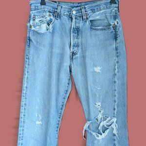 Awesome Levi distessed shrink to fit vintage 501 blue jeans size 31x34